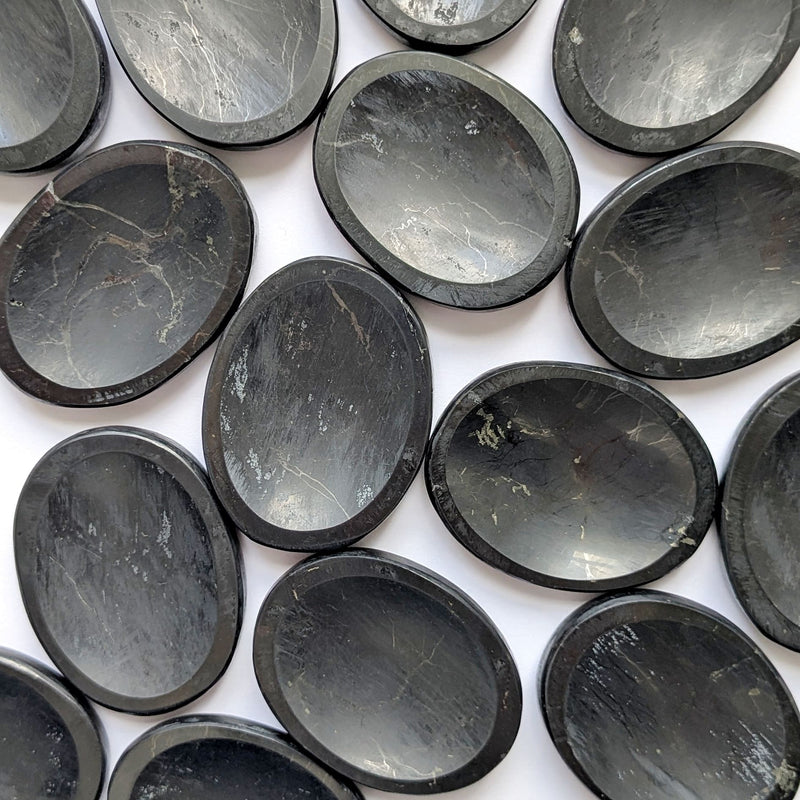 Pierres de pouce (worry stones) — anti-stress tactile