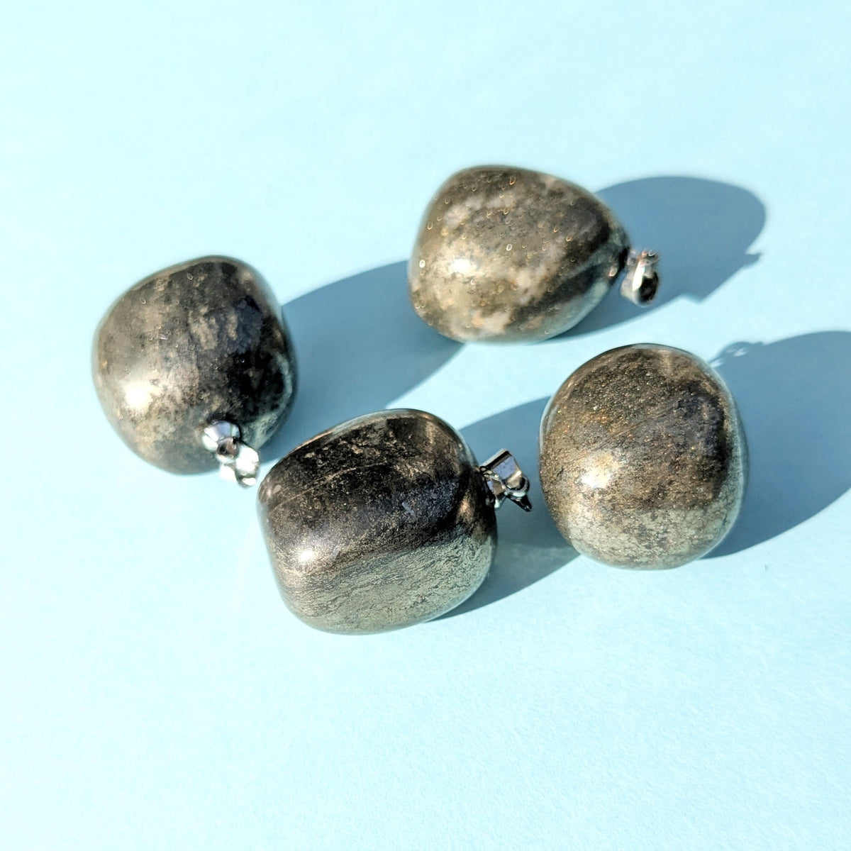 Pendentif en pyrite – Protection et Force Intérieure