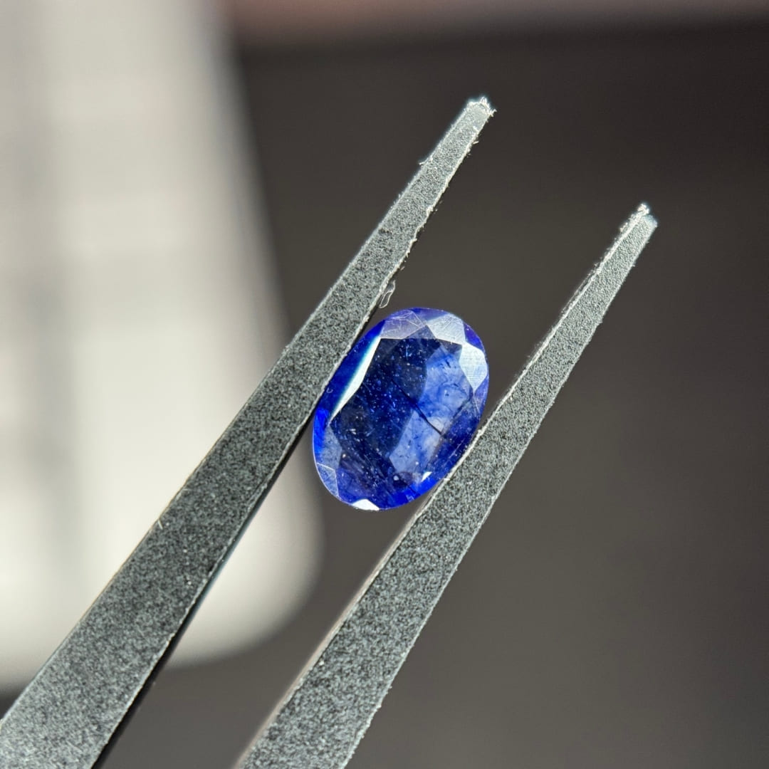 Saphir bleu 0,70 carat