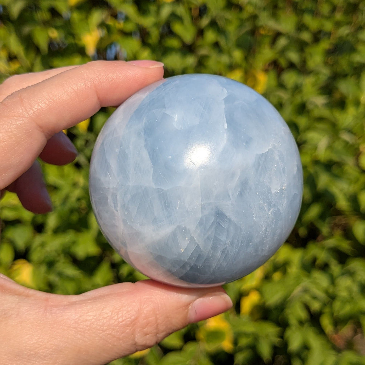 Sphère calcite bleue