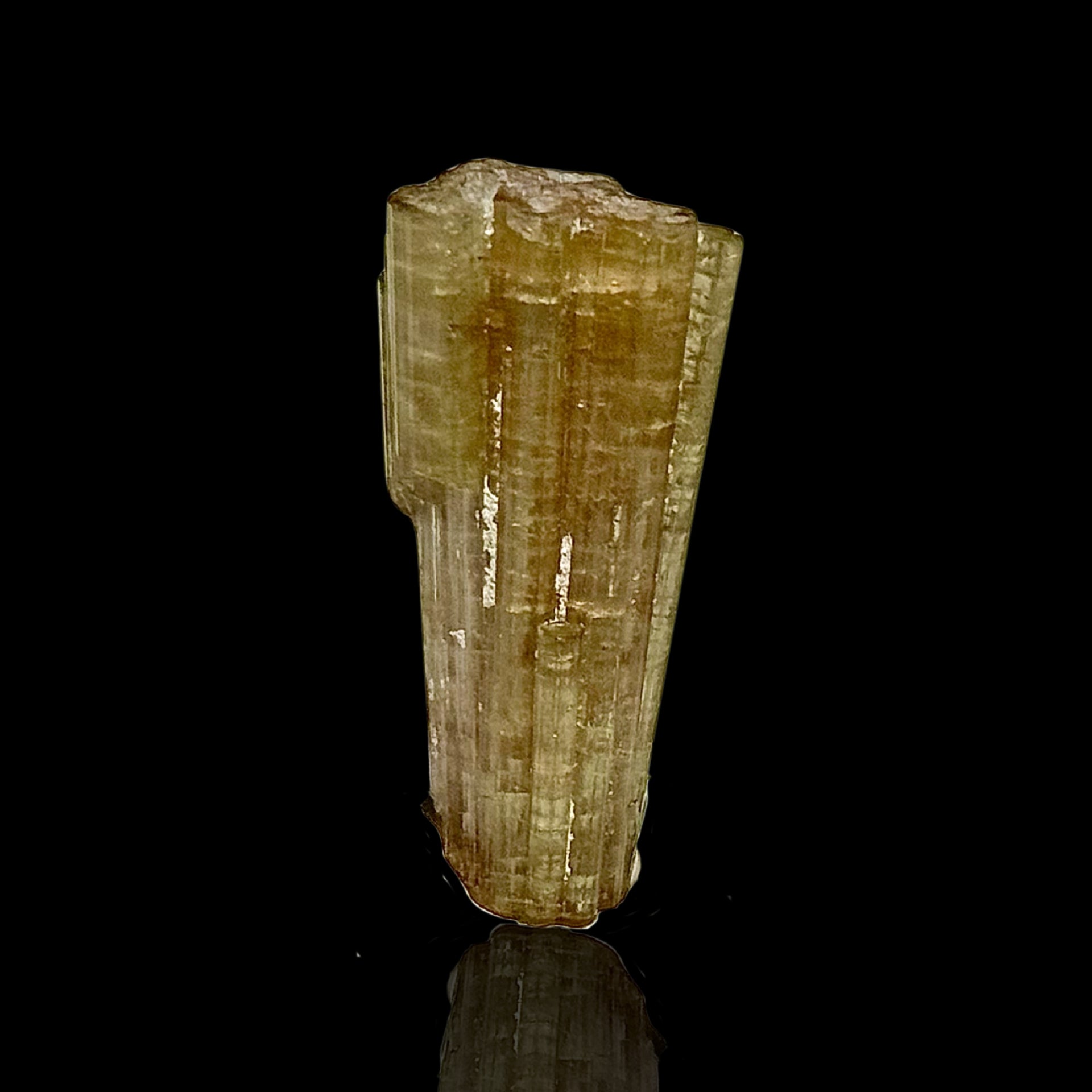 Tourmaline Vert Pâle — Mine de Chhappu n°2 Pakistan