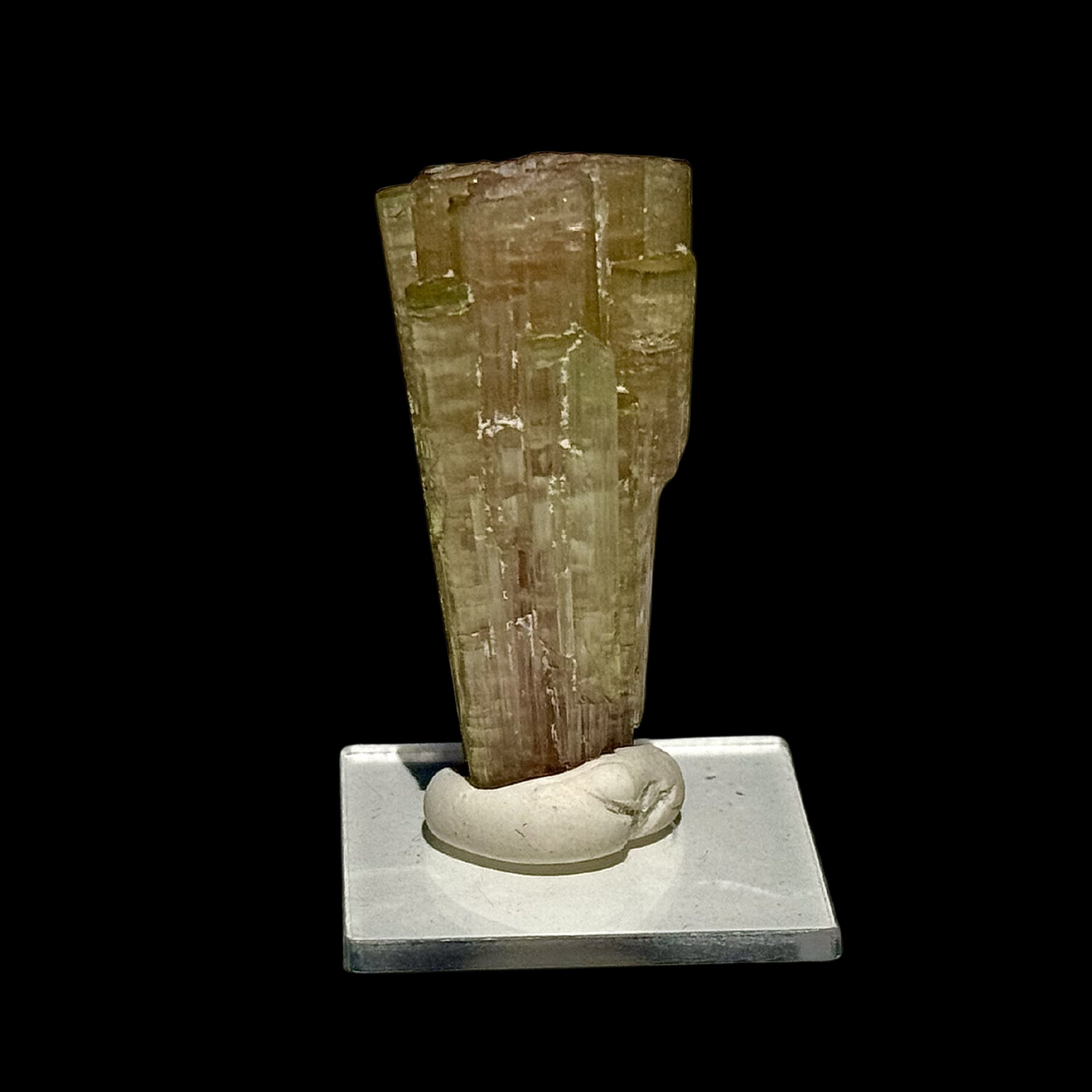 Tourmaline Vert Pâle — Mine de Chhappu n°2 Pakistan
