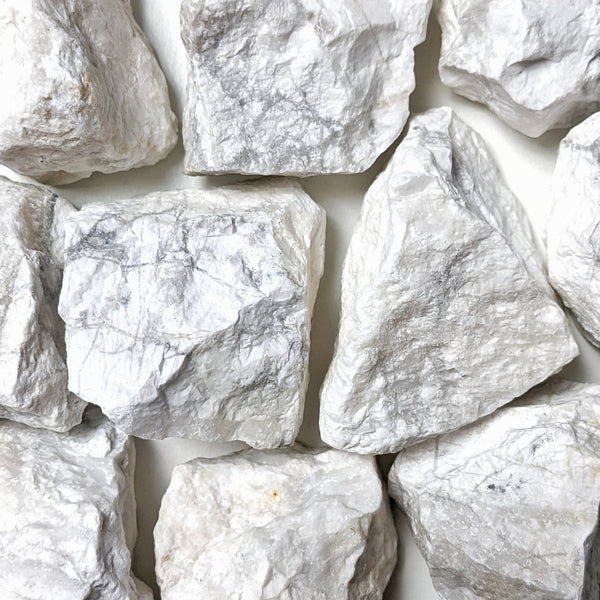Howlite naturelle blanche veinée — collection Elithos